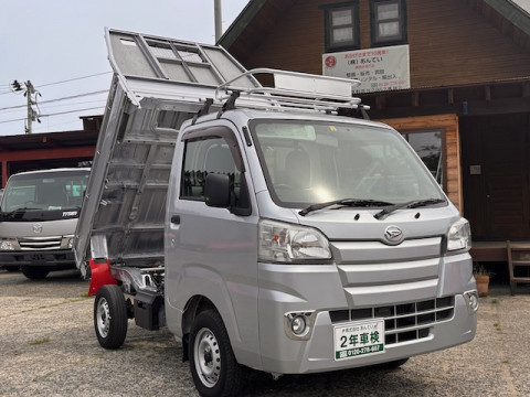 Japanese Kei Trucks – Compact, Reliable, and Incredibly Versatile