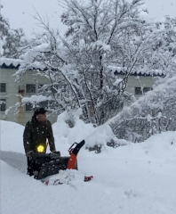 Trying Kubota SLA1070ST snowblower for the first time! Trying Kubota SLA1070ST snowblower for the first time!