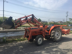 USED KUBOTA SUN SHINE TRACTOR  L1-345 WHITH FRONT LOADER