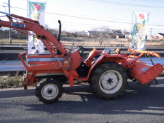 Used tractor Kubota L2002DT 4WD 20HP FRONT LOADER